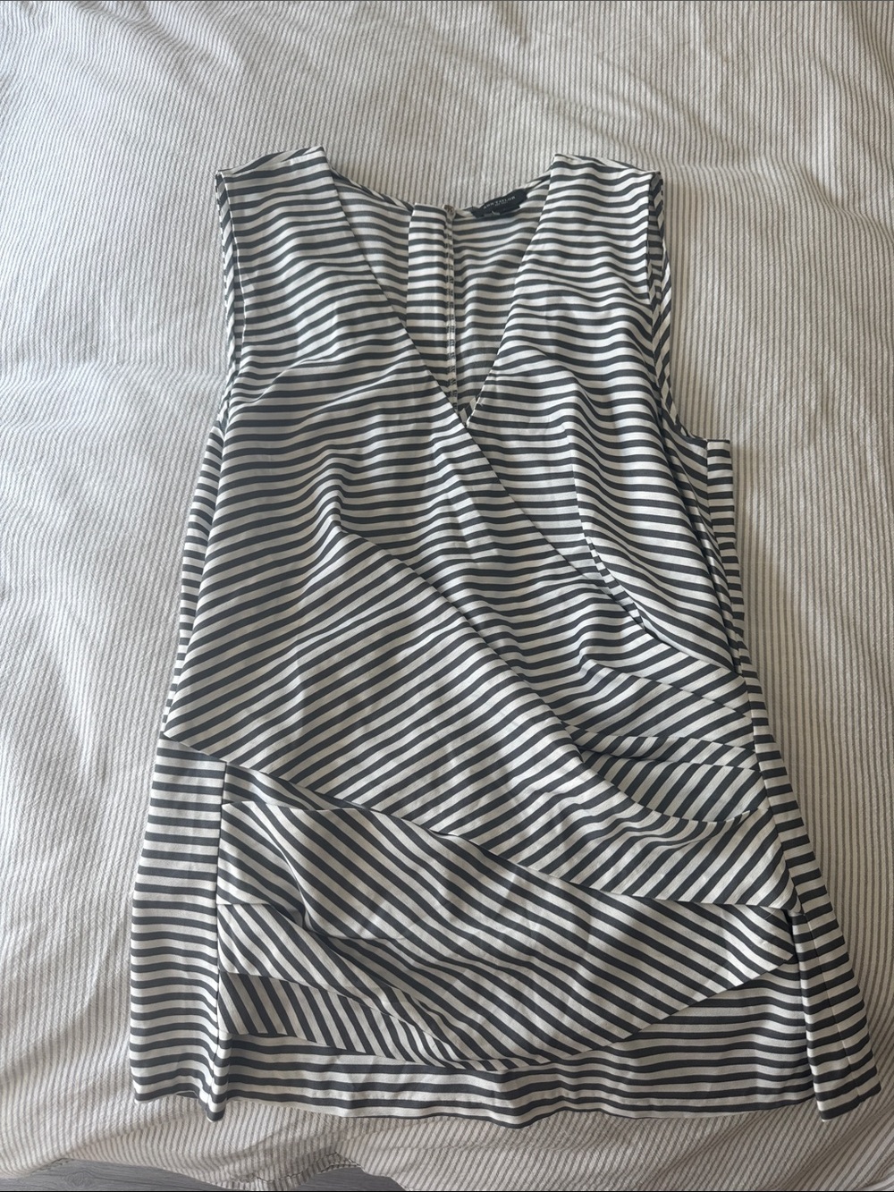 Ann Taylor Black and White Striped Sleeveless Top